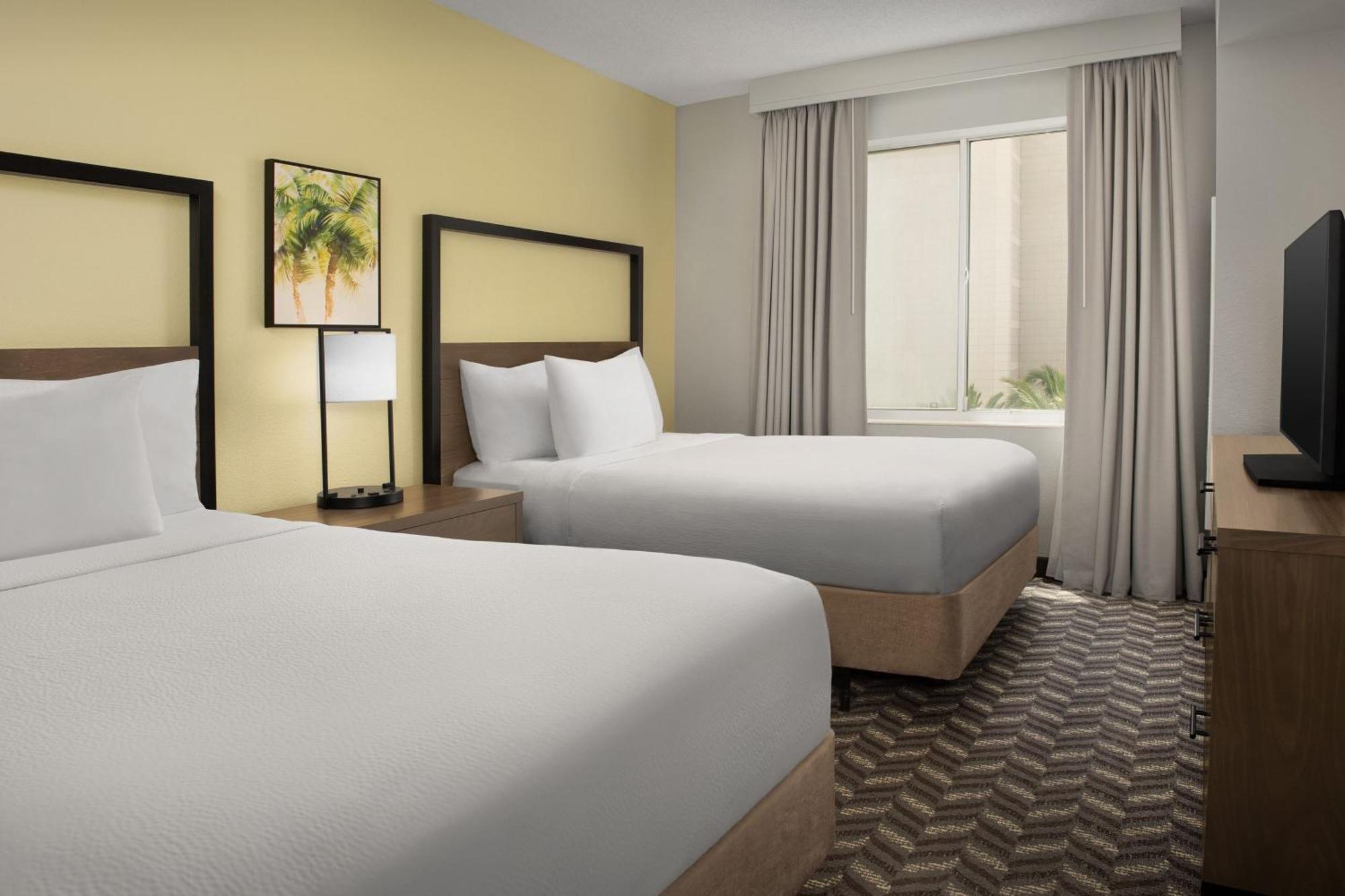 By Marriott Anaheim Area/garden Grove Hotel