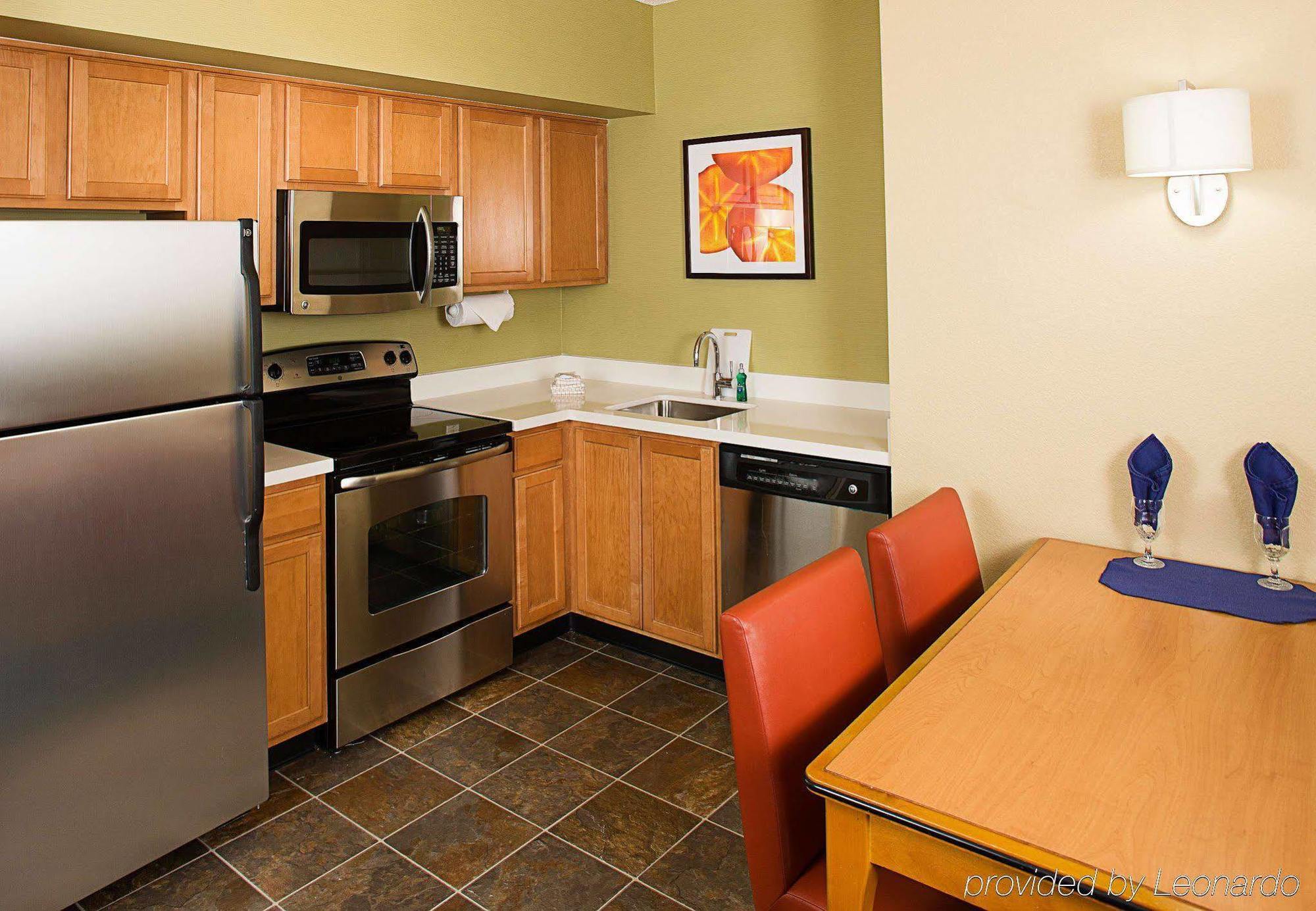 By Marriott Anaheim Area/garden Grove Garden Grove